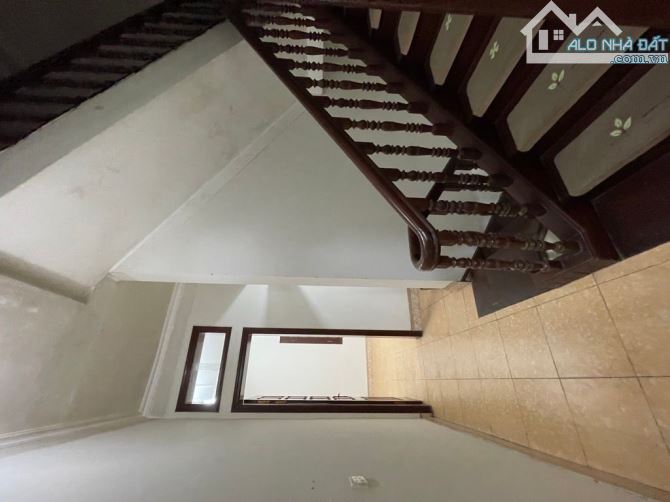 BÁN NHÀ PHÂN LÔ, Ô TÔ TRÁNH PHỐ KHUẤT DUY TIẾN 60 M2- MT 5.5M - 5 TẦNG - 26 TỶ