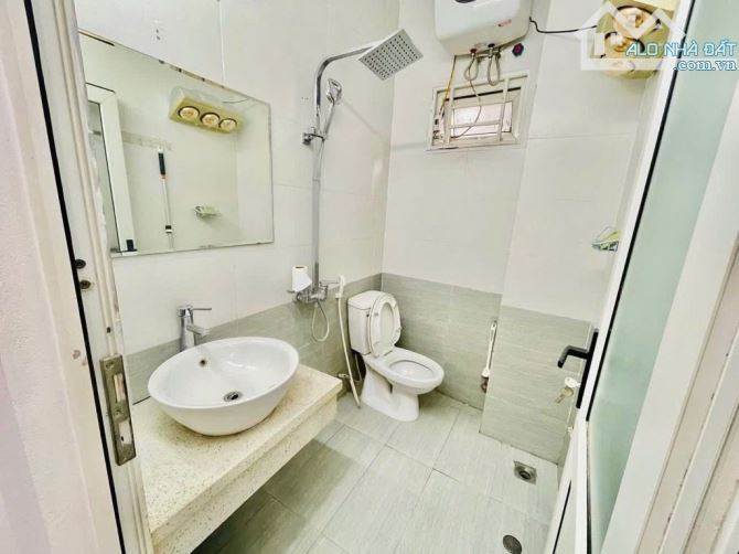 SIÊU PHẨM NHÀ TÔN ĐỨC THẮNG – 45M 5 TẦNG GẦN PHỐ – NGÕ THÔNG – FULL NỘI THẤT – 8 TỶ