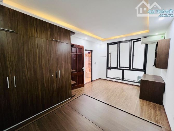 NHÀ ĐẸP - KHƯƠNG ĐÌNH - 38M2*5T - NGÕ NÔNG - KINH DOANH - GẦN PHỐ