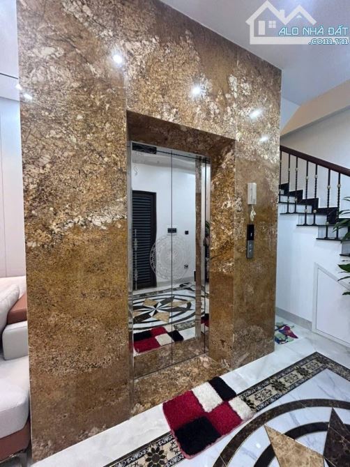 Hàng kín - Rẻ nhất thị trường - chủ gửi bán nhà phố Thái Hà, 36m x 6T, thang máy