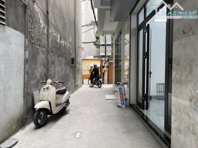 9.8 TỶ-50M2-NGÕ THOÁNG-VĂN MINH-KIM NGƯU-TRẦN KHÁT CHÂN-HBT