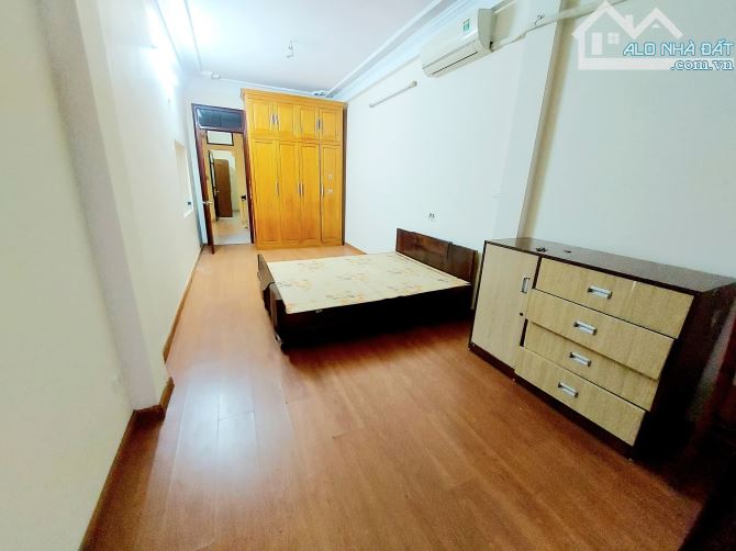 Bán nhà vương thừa vũ, ngõ ô tô tránh ba gác , giá đầu tư 48m , 4 tầng giá 16,5 tỷ có Tl