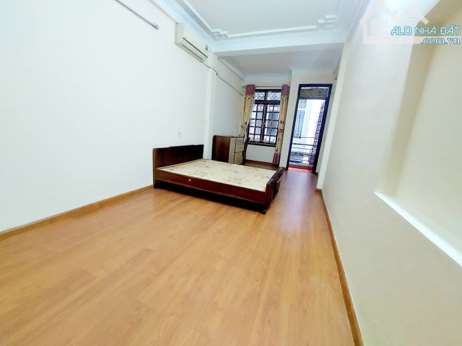 Bán nhà vương thừa vũ, ngõ ô tô tránh ba gác , giá đầu tư 48m , 4 tầng giá 16,5 tỷ có Tl