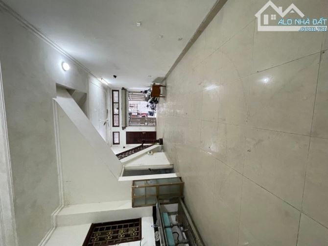 BÁN NHÀ PHÂN LÔ, Ô TÔ TRÁNH PHỐ KHUẤT DUY TIẾN 60 M2- MT 5.5M - 5 TẦNG - 26 TỶ