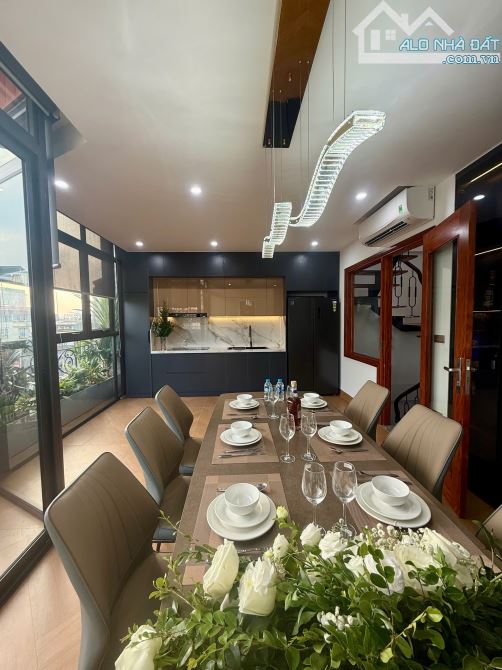 SIÊU PHẨM NHÀ ĐẸP , PHỐ BẠCH MAI , HAI BÀ TRƯNG , 55M X 6 TẦNG , THANG MÁY - 16 TỶ -CÓ TL