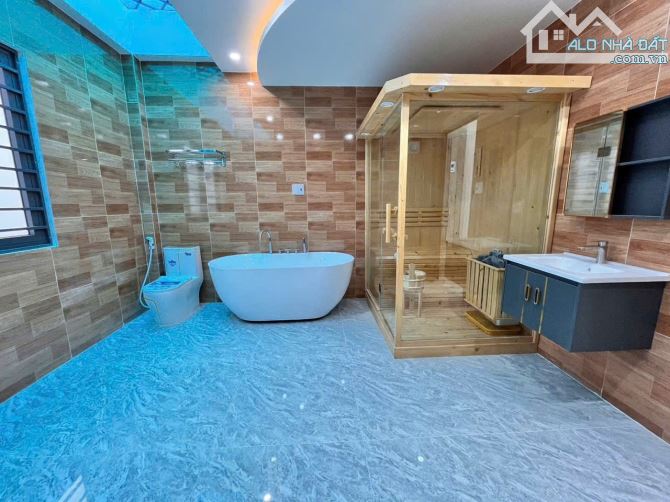 Nhà phố liền kề Quận 12- TX25-Thạnh Xuân- 5 tầng Full nội thất sịn vào ở ngay-Nhỉnh 6 tỷ