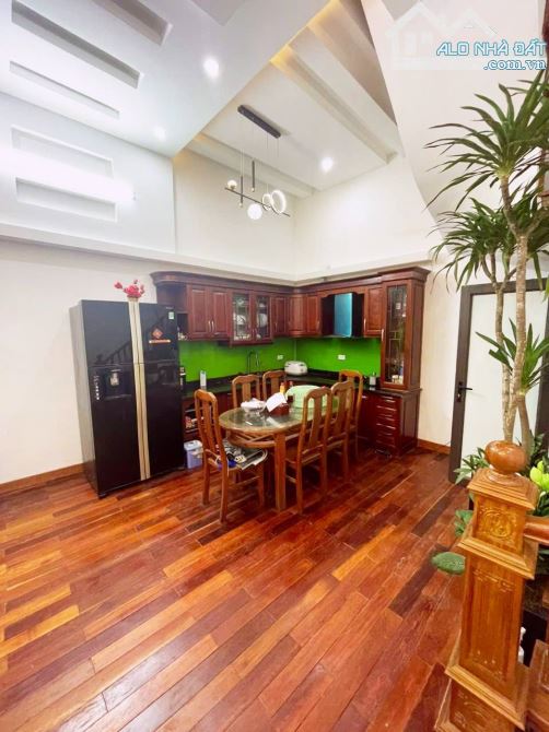 9.9 TỶ– 57M2 – 4 TẦNG –FULL NỘI THẤT – MINH KHAI – HAI BÀ TRƯNG