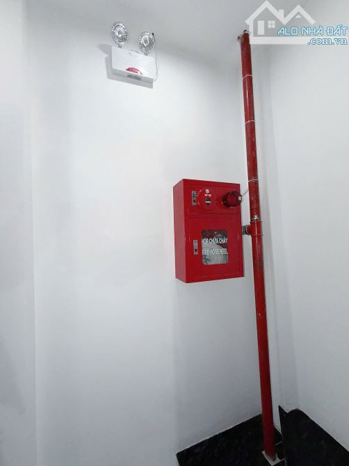 Bán Nhà Dòng Tiền Ngõ Quỳnh 6 Tầng 14 Phòng Khép Kín ( Cách Ô Tô 12M )