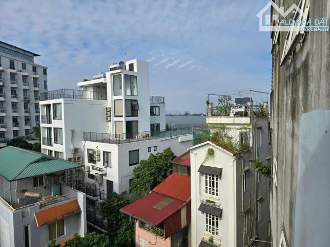 Nhà dân xây mặt ngõ thông 20m ra Hồ Tây, Thụy Khuê, 40m2 x 6 tầng kdoanh. Giá 14.2 tỷ