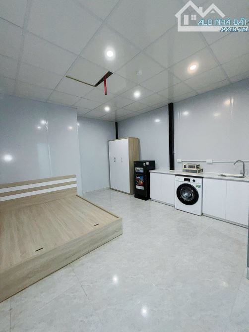 Bán Nhà Dòng Tiền Ngõ Quỳnh 6 Tầng 14 Phòng Khép Kín ( Cách Ô Tô 12M )