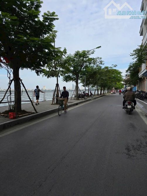 Nhà dân xây mặt ngõ thông 20m ra Hồ Tây, Thụy Khuê, 40m2 x 6 tầng kdoanh. Giá 14.2 tỷ