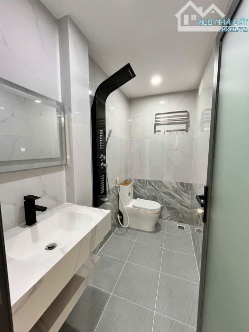 Nhà phố liền kề Quận 12- TX25-Thạnh Xuân- 5 tầng Full nội thất sịn vào ở ngay-Nhỉnh 6 tỷ - 2