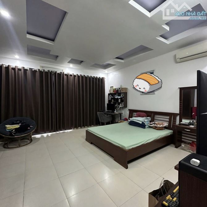 Bán nhà Nguyễn Hoàng - phân lô - ô tô tránh - 22 tỷ - 2