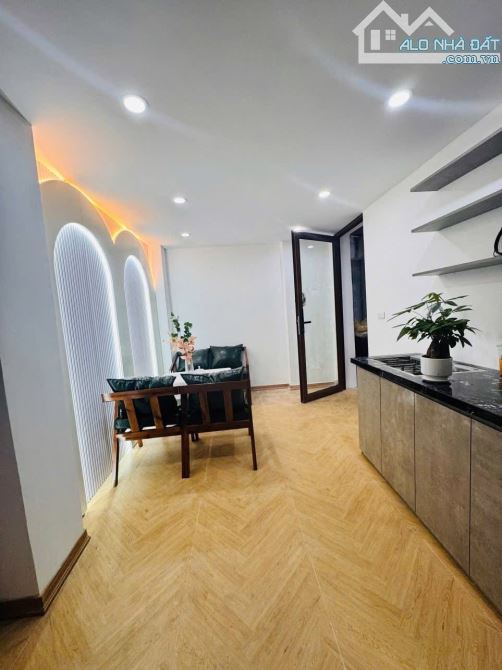 BÁN NHÀ VIP PHỐ CHẢ CÁ 55M2 2 TÂNG MT 4M GIÁ ĐẦU TƯ 4.38 TỶ QUẬN HOÀN KIẾM, CÁCH MẶT PHỐ 1