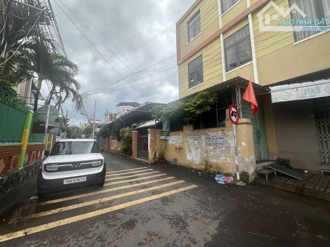 🍁BÁN ĐẤT TẶNG NHÀ MẶT TIỀN ĐƯỜNG PHÙNG KHẮC KHOAN (ngang gần 14m) - NGAY LÊ HỒNG PHONG- K - 3