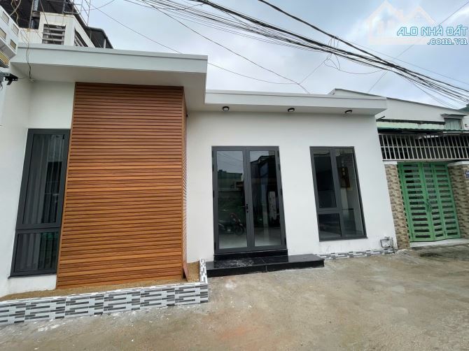 Bán nhà gác lửng đẹp 64m2, Hướng nam, hẻm ô tô 7 chỗ, P Cẩm Thành, Quảng Ngãi - 3