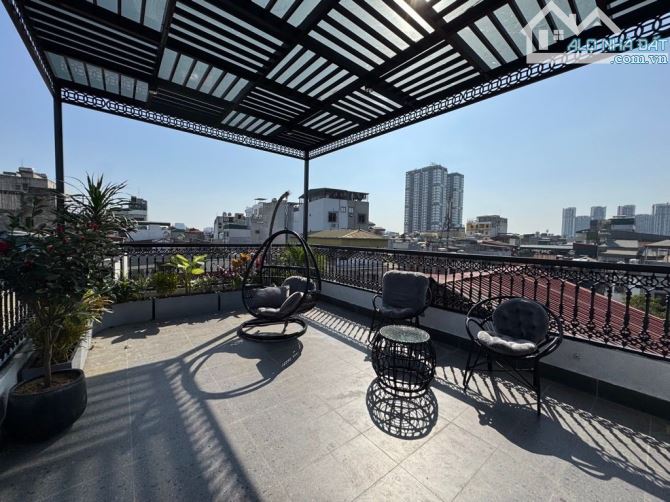 CĂN NHÀ NẰM TRÊN MẢNH ĐẤT VÍP KHU VỰC THANH XUÂN THIẾT KẾ 6 TẦNG THANG MÁY