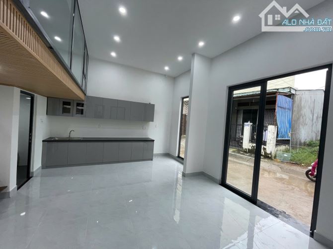 Bán nhà gác lửng đẹp 64m2, Hướng nam, hẻm ô tô 7 chỗ, P Cẩm Thành, Quảng Ngãi - 9