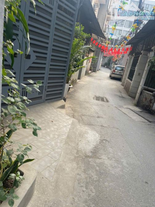 Siêu Phẩm Hồ Tây -35m2- Nhỉnh 11 tỷ-30m ra mặt hồ Tây.