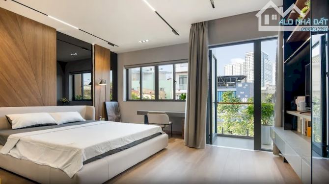 BÁN NHÀ YÊN PHỤ, Ô TÔ BA BƯỚC CHÂN, TẶNG NỘI THẤT, 40M2, 11,1 TỶ