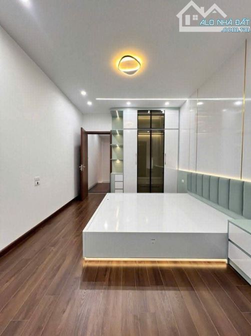 bán Nhà BÙI XƯƠNG TRẠCH : 33M *5 TẦNG HƠN 8 TỶ