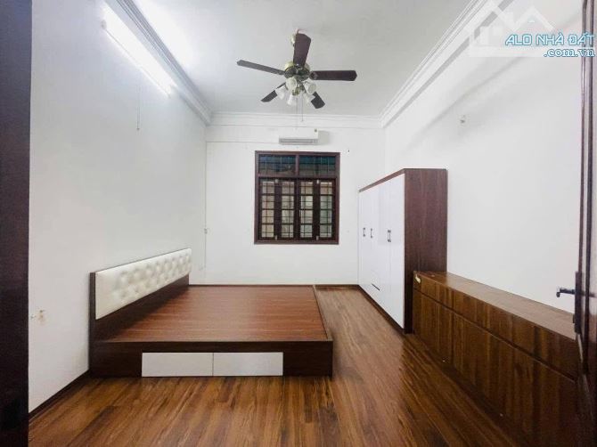 Phân Lô Kim Giang Đại Kim Hoàng Mai 35m 8Tỷ 5Tầng Mt3.5m Sát KĐT Đại Kim Ở Sướng