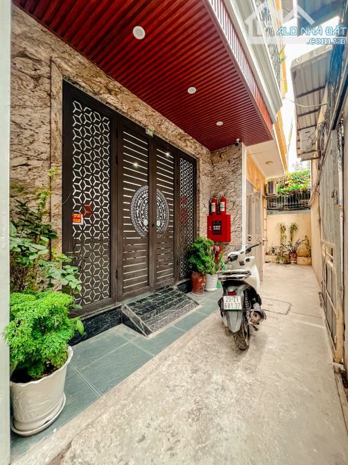 7 tầng thang máy CCMN 15m ra Phố Nguyễn Đức Cảnh 55m2 x 16 phòng ~80 tr/th. Giá 16.5 tỷ