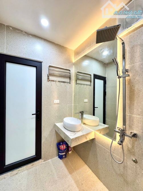 CĂN HỘ DÒNG TIỀN PHỐ HOÀNG CẦU - 7 TẦNG XÂY MỚI - 50M2 CHỈ 13.2 TỶ