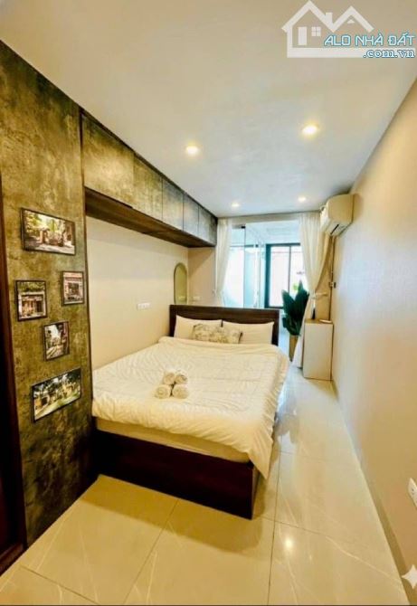 Bán căn tập thể phố Hàng Lược , ô tô đỗ dứoi chân toà nhà, mặt phố, kinh doanh homestay