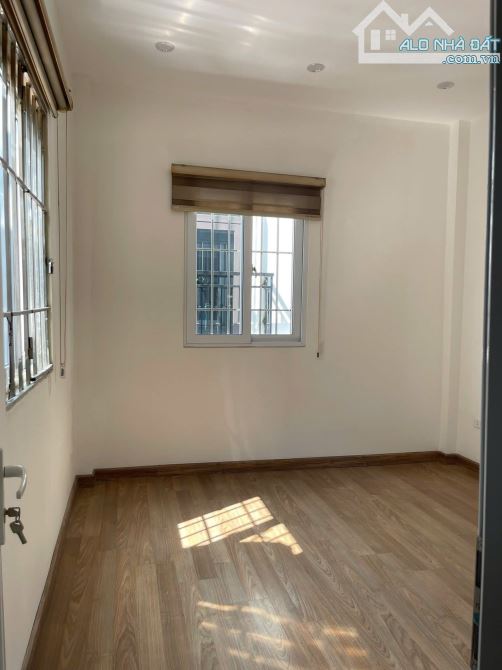 Nhà Vương Thừa Vũ Khương Trung Thanh Xuân 50m 9,5Tỷ 5Tầng Mt3.6m Phân Lô Quân Đội Ở Sướng