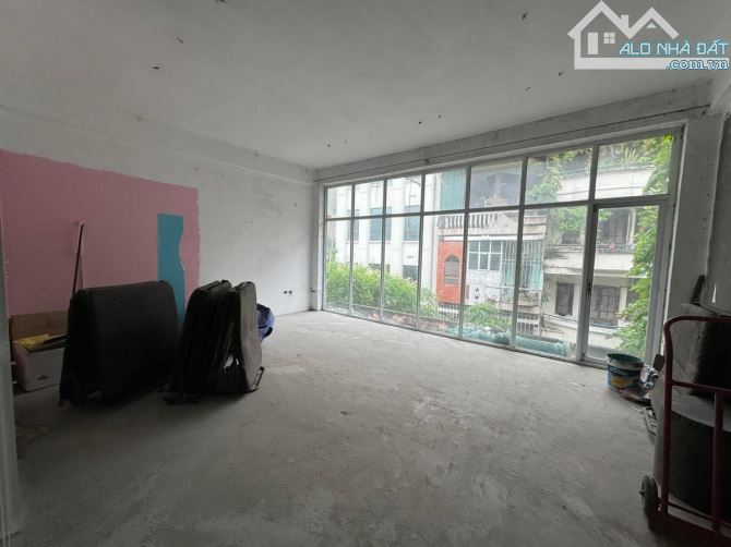 Bán nhà mặt phố Nguyễn Thiếp phố 2 chiều GPXD 7 tầng thang máy sổ đỏ nở hậu kinh doanh đỉn