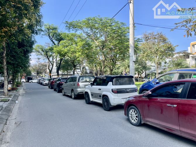 BÁN BIỆT THỰ LỰC LƯỠNG GÓC 2 MẶT TIỀN HẢI CHÂU – 130M2, NGANG 7M – VALI Ở NGAY – XÍU 13 TỶ - 3