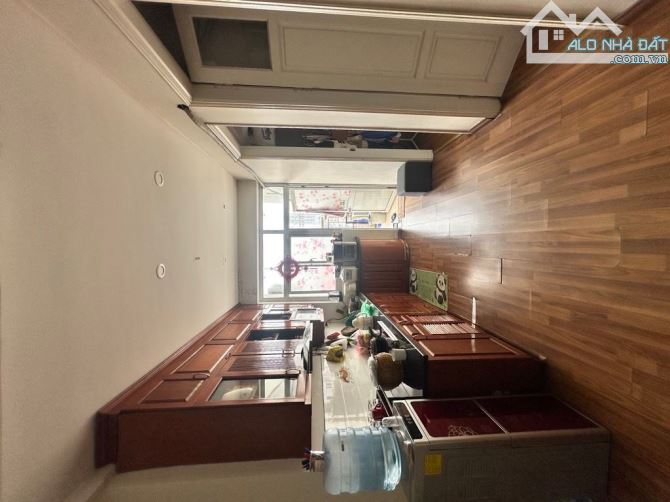 BÁN GẤP CĂN HỘ CHUNG CƯ GIÁ RẺ MINH KHAI - HAI BÀ TRƯNG 102 M2-3 PN - 7,95 T