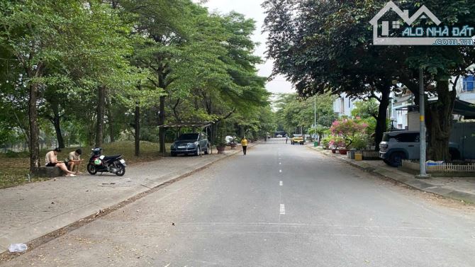 Bán đất biệt thự kdc Gia Hòa đường số 8 Phước Long B Q9 mặt tiền Công viên (200m) 85 tr/m2 - 6