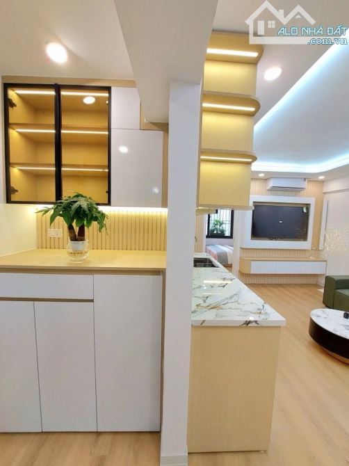 Bán tập thể K8 Bách Khoa phố Nguyễn Hiền-Lê Thanh Nghị tầng 3,70m2 trung tâm BáchKinh Xây