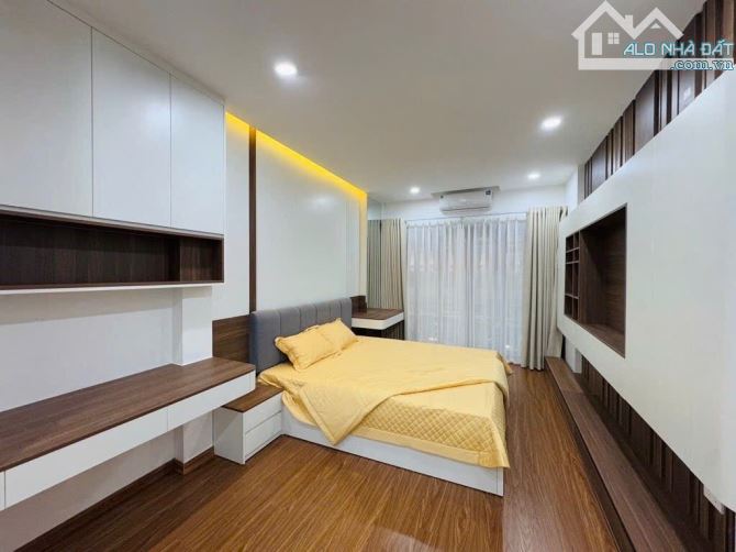 KHÂM THIÊN 45m2x6 tầng THANG MÁY-KINH DOANH -GẦN PHỐ -NHỈNH 13TY CÓ TL