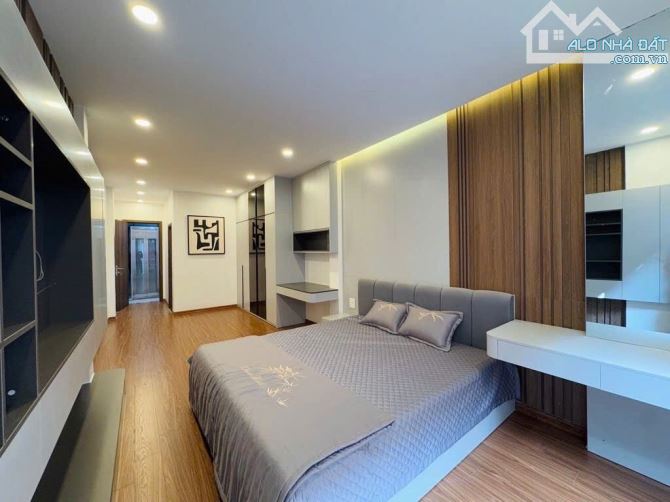 KHÂM THIÊN 45m2x6 tầng THANG MÁY-KINH DOANH -GẦN PHỐ -NHỈNH 13TY CÓ TL