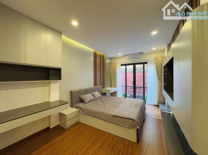 KHÂM THIÊN 45m2x6 tầng THANG MÁY-KINH DOANH -GẦN PHỐ -NHỈNH 13TY CÓ TL