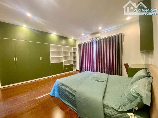 Bán nhà 5 tầng 1 tum, mới đẹp, thoáng trước sau,Full nội thất phố Thạch Bàn, Long Biên