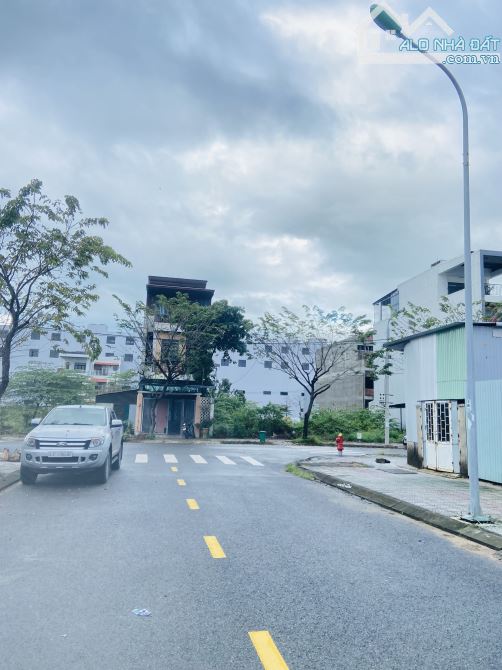 BỜ QUAN 7 HƯỚNG TÂY BẮC SẠCH SÁT GÓC TỪ GIẤY CHỈ HƠN 6 TỶ - 1