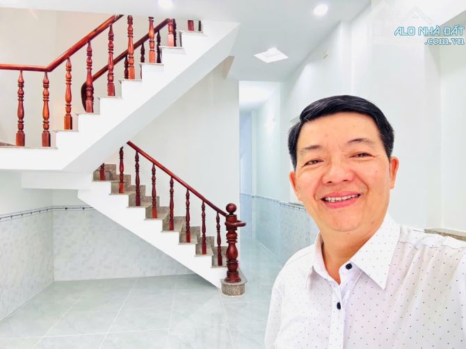 Bán Nhà Trung Chánh- 56M2 (4 x16 ) - 2Tầng -30m ra HXT Thông-  Chỉ 3,78Tỷ. - 1