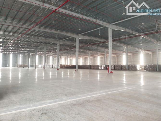 Cho thuê 3.500m2 kho Logistic tại khu công nghiệp Vân Trung - Bắc Giang - 1