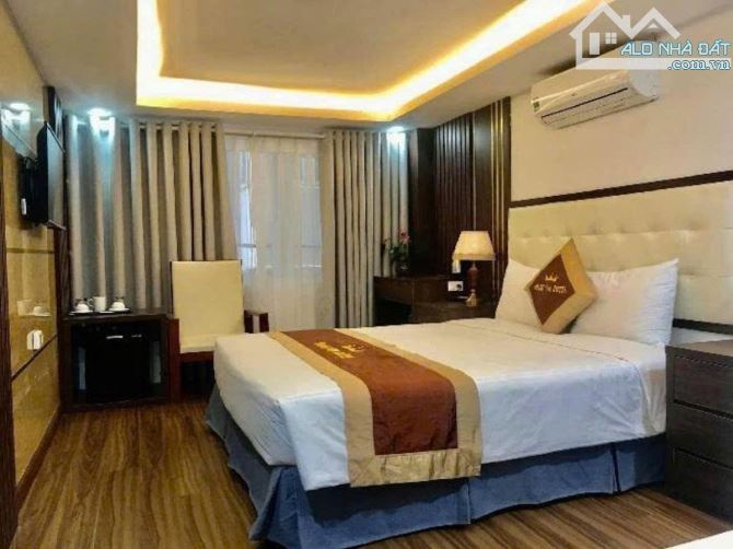 BÁN KHÁCH SẠN - VỊ TRÍ ĐỘC TÔN - TÂY HỒ HUYỀN THOẠI - KS CÁCH MẶT PHỐ NHẬT CHIÊU