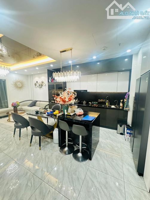 BÁN CHUNG CƯ CAO CẤP TIMES CITY – MINH KHAI, HAI BÀ TRƯNG. 118M2 – 3PN – 14,38 TỶ