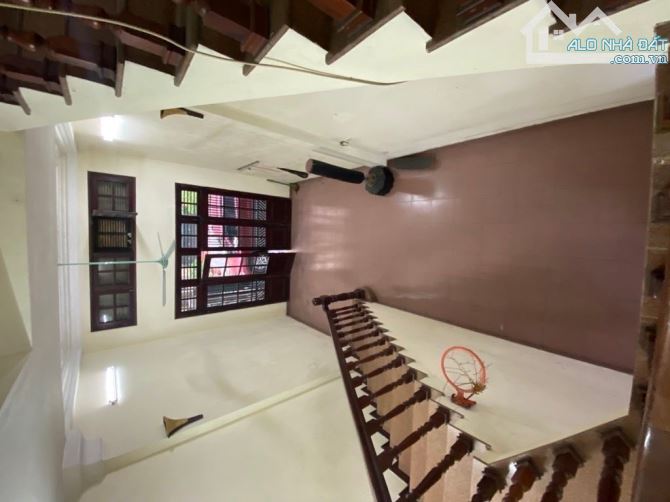 Bán nhà phân lô KĐT Đầm Trấu 60m, 5 tầng, mt 4m, vỉa hè rộng, giá chào 25tỷ