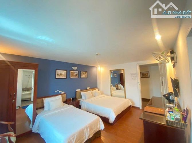 BÁN KHÁCH SẠN - VỊ TRÍ ĐỘC TÔN - TÂY HỒ HUYỀN THOẠI - KS CÁCH MẶT PHỐ NHẬT CHIÊU