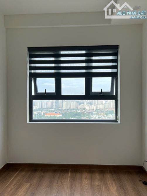 Cần bán căn 1PN Q7 Sài Gòn Riverside Đường Đào Trí nhà mới view sông nội thất cao cấp - 4