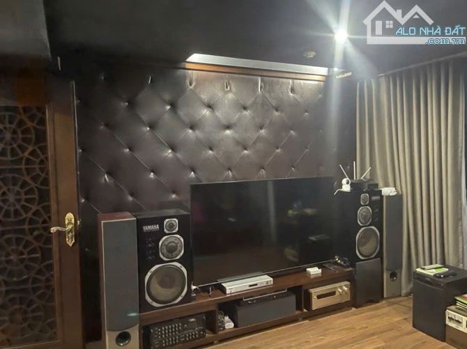 Thái Hà - Mặt ngõ ô tô thông - Vừa ở vừa kinh doanh - Hạ tầng ổn định - An ninh