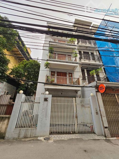 Bán nhà Ngọc Khánh, phân lô ô tô tránh, vài bước chân ra Hồ Giảng Võ, Vin Giảng Võ, 35 tỷ