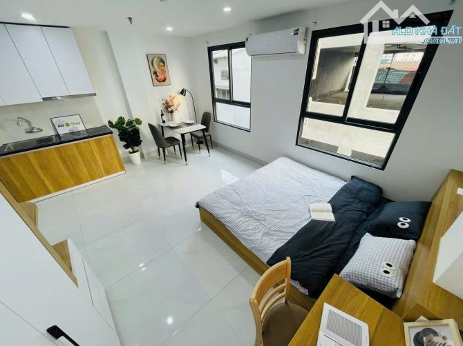 Doanh thu 70tr/th.Toà CHDV Yên Lãng, 2 thoáng, 12 PKK, 35m ô tô tránh, gần ĐH Thủy Lợi.